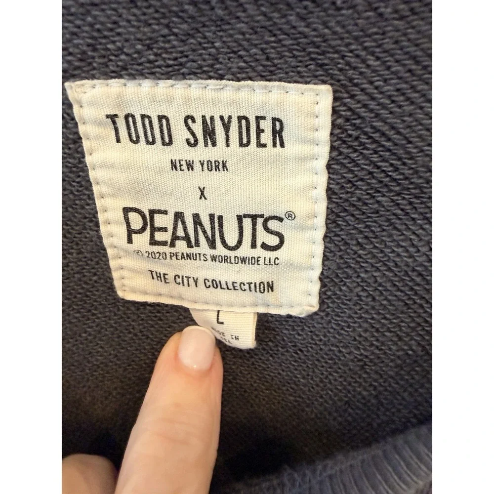 Todd Snyder x Peanuts Snoopy New York Sweatshirt Large Gray City Collection - Picture 3 of 4